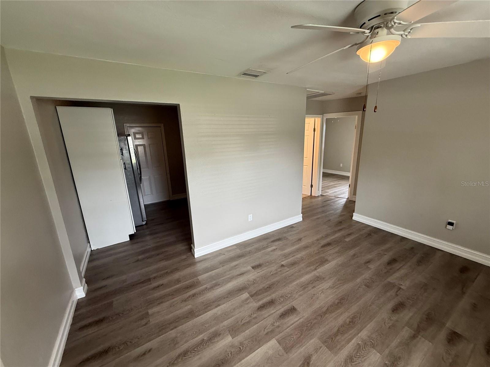 1116 EDITH AVE