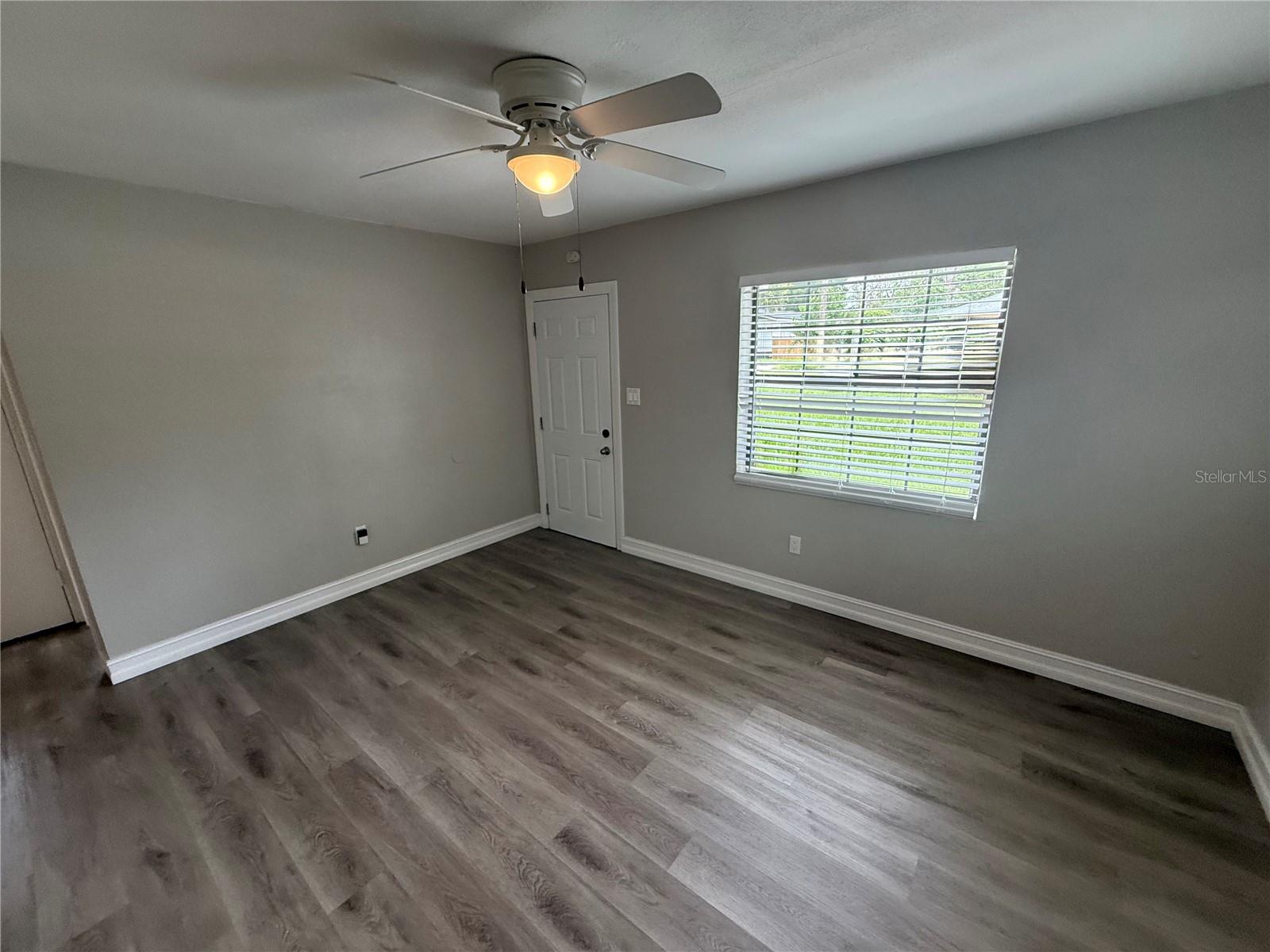 1116 EDITH AVE