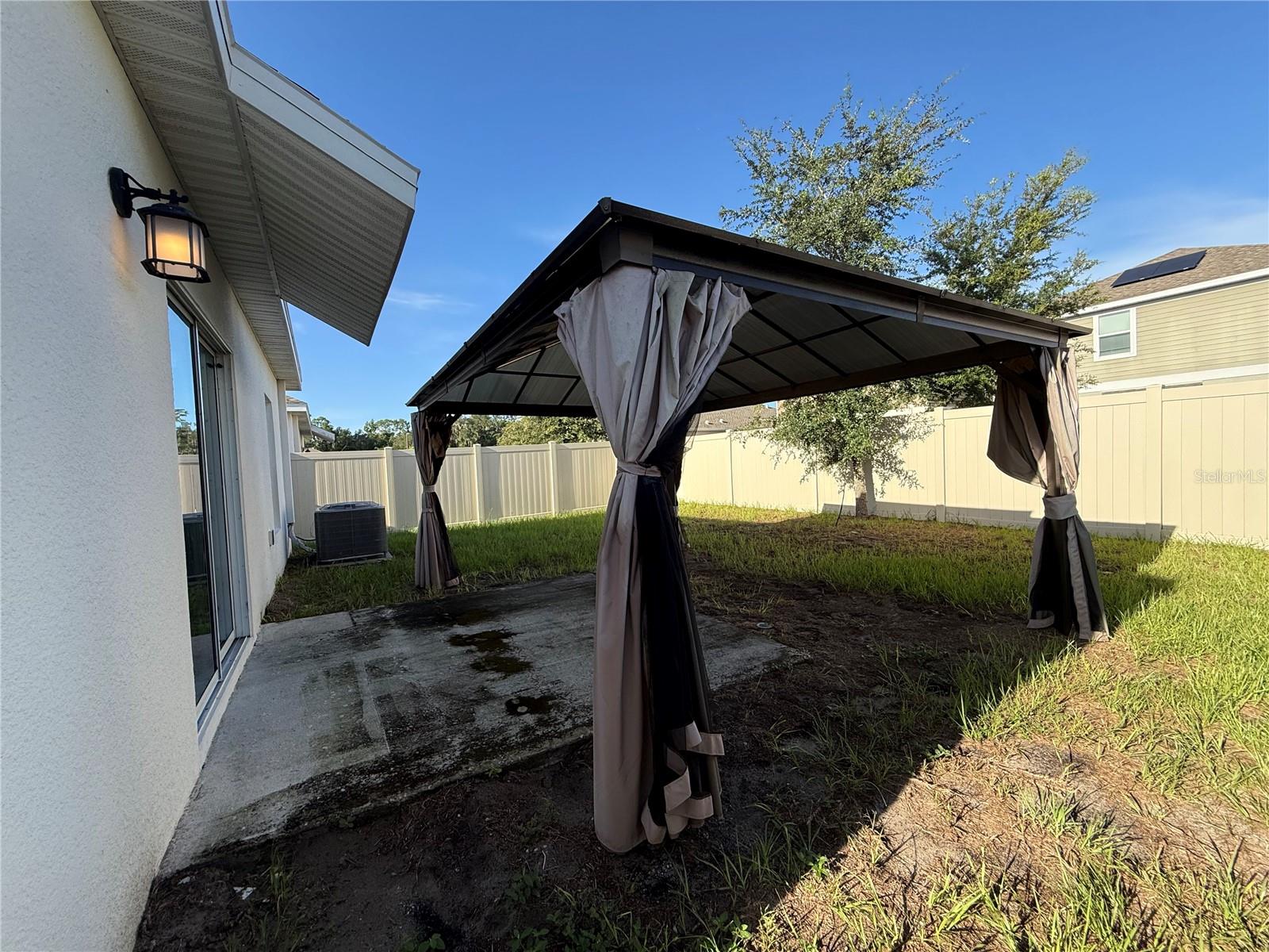 558 JETT LN