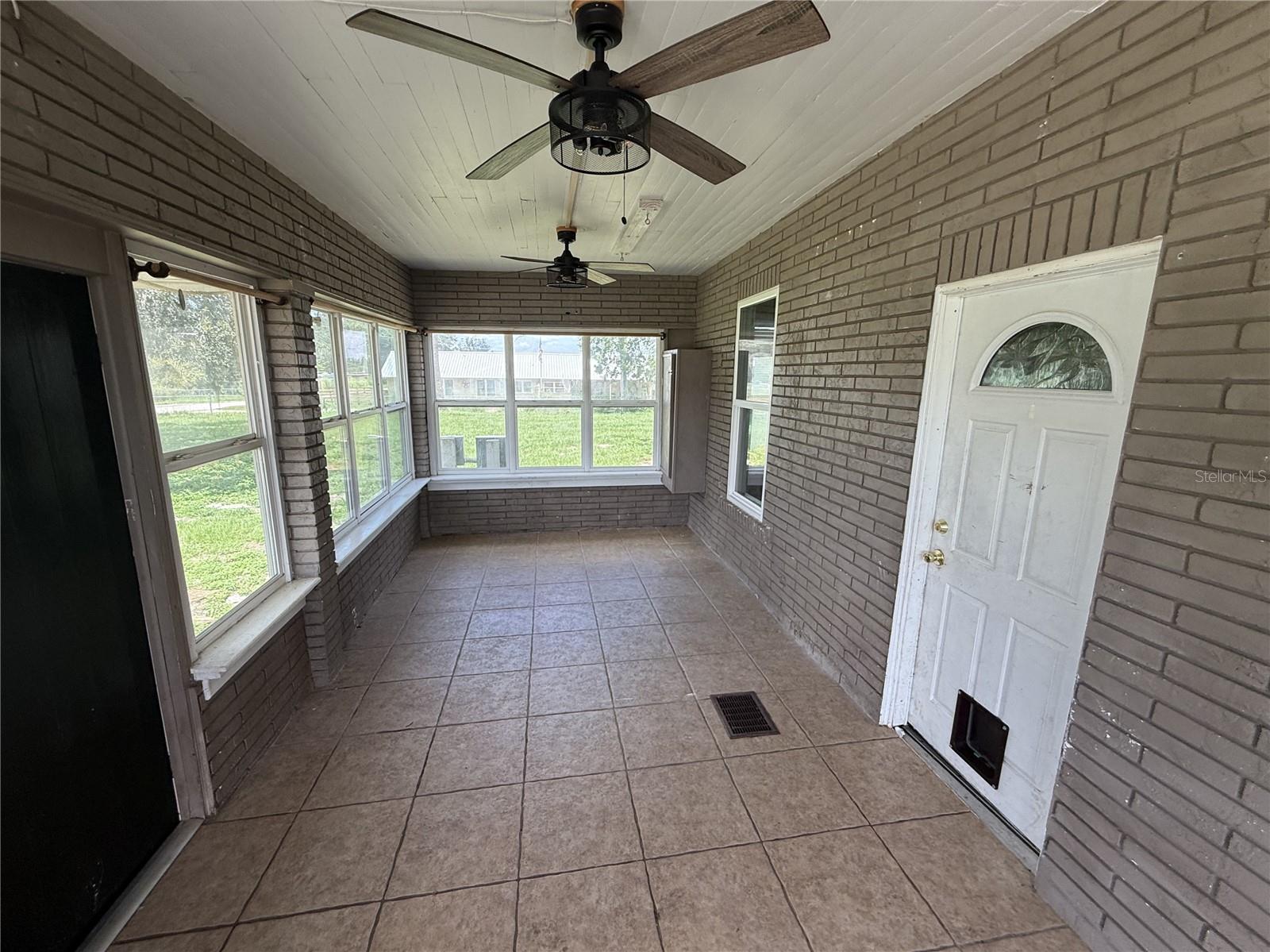 1115 KELLER RD