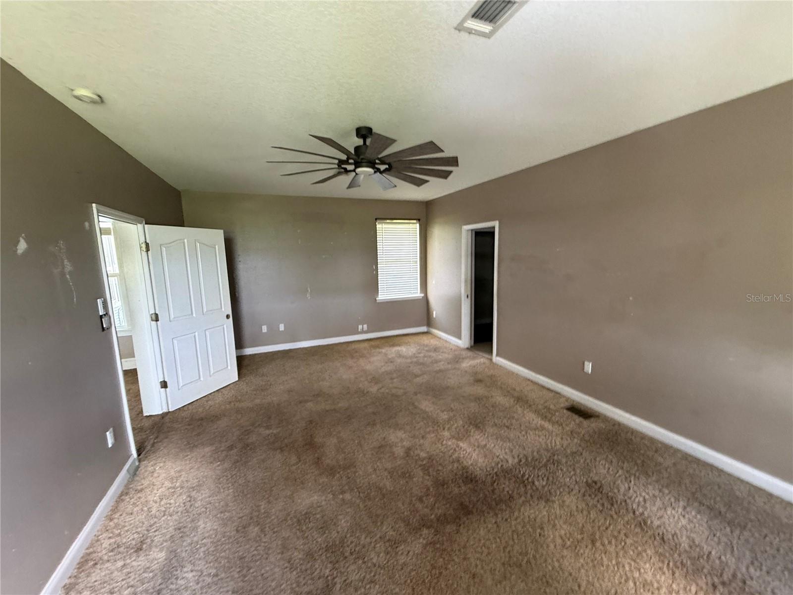 1115 KELLER RD