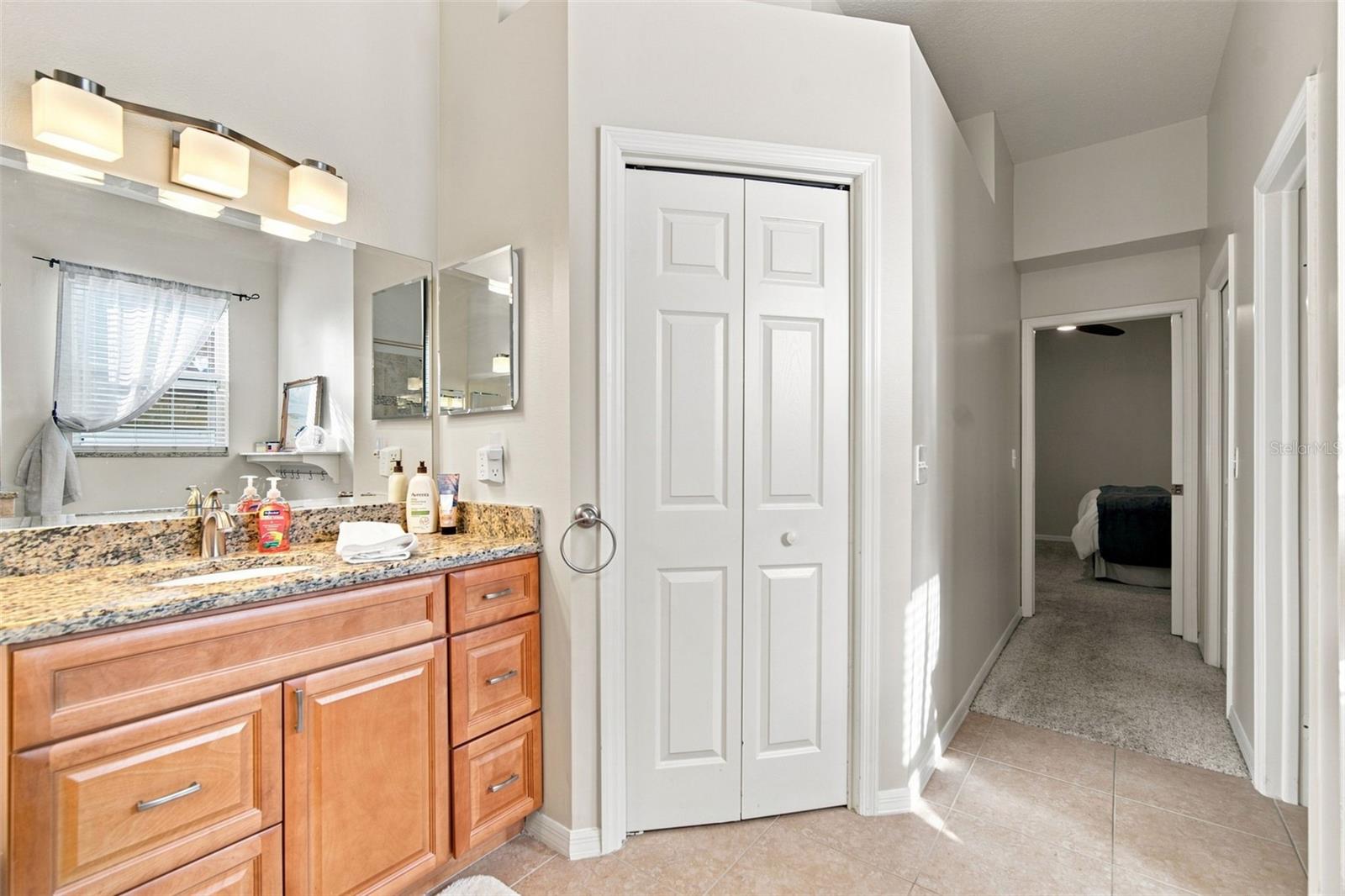 2020 ALAFIA OAKS DR