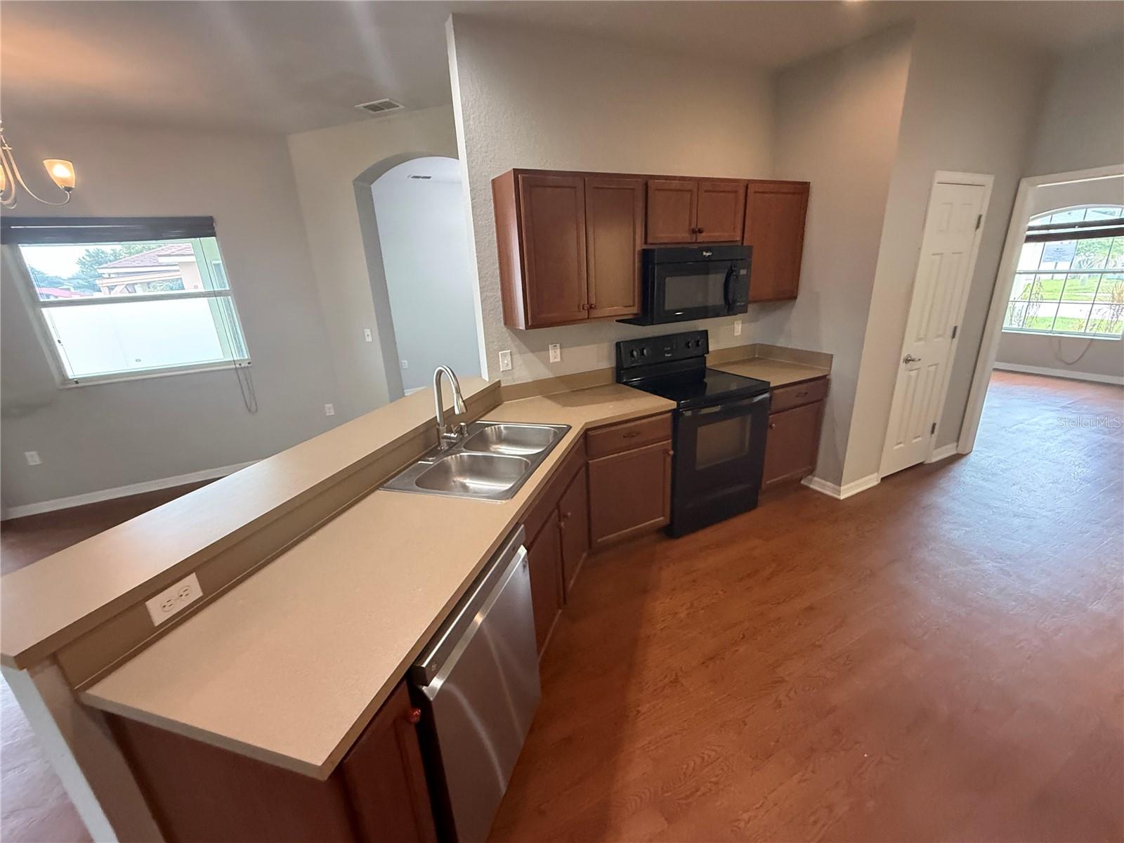 3329 WINCHESTER ESTATES CIR
