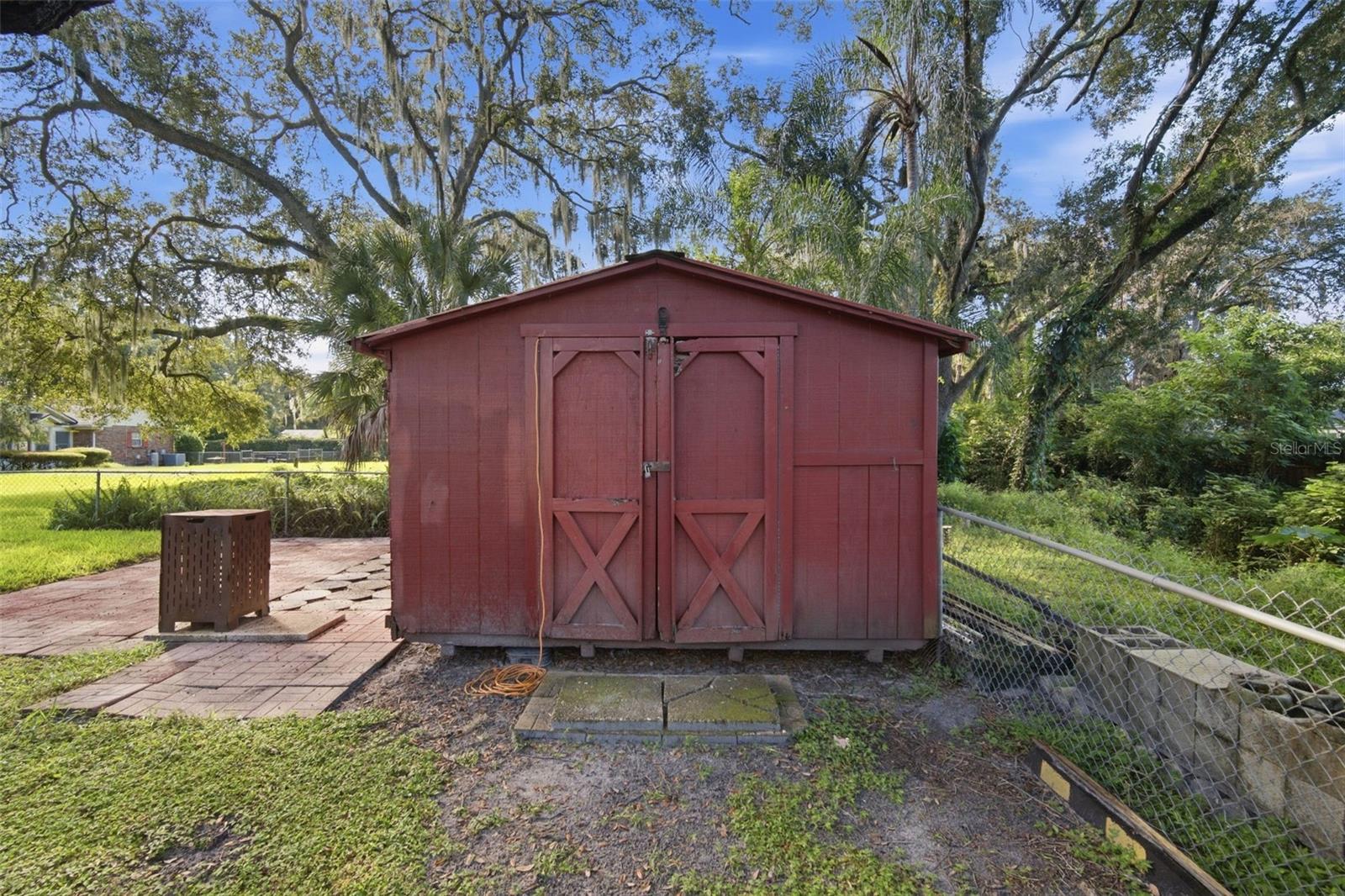 409 EL GRECO DR