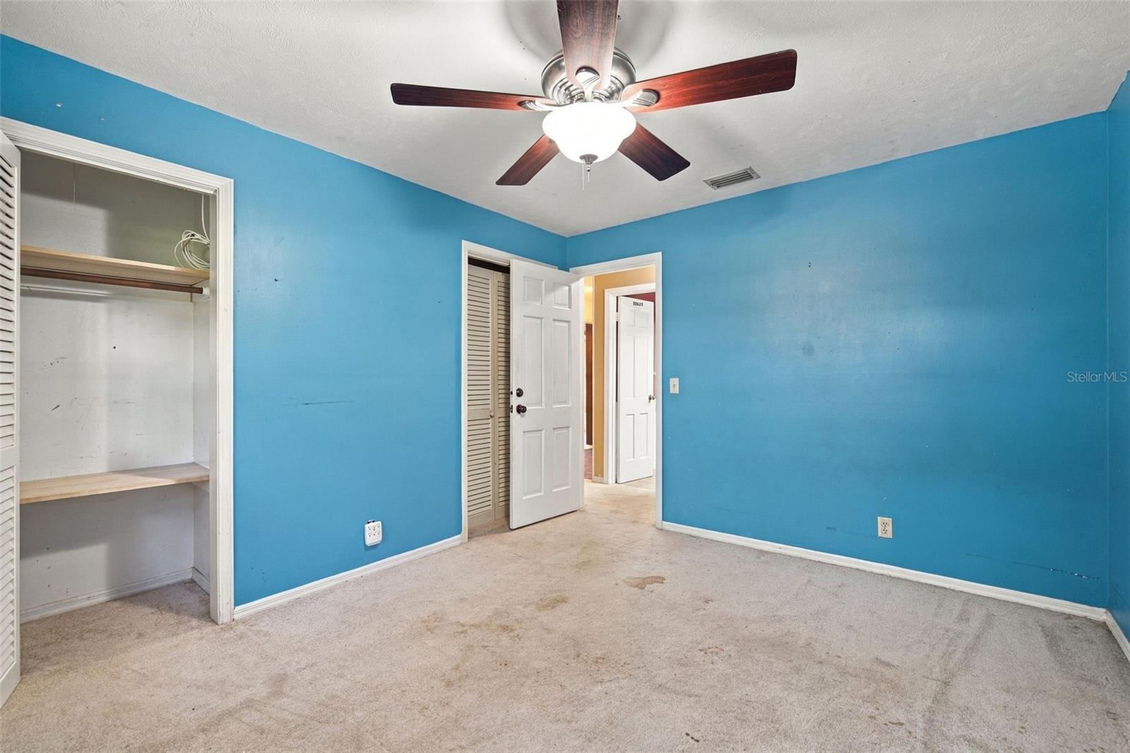 409 EL GRECO DR