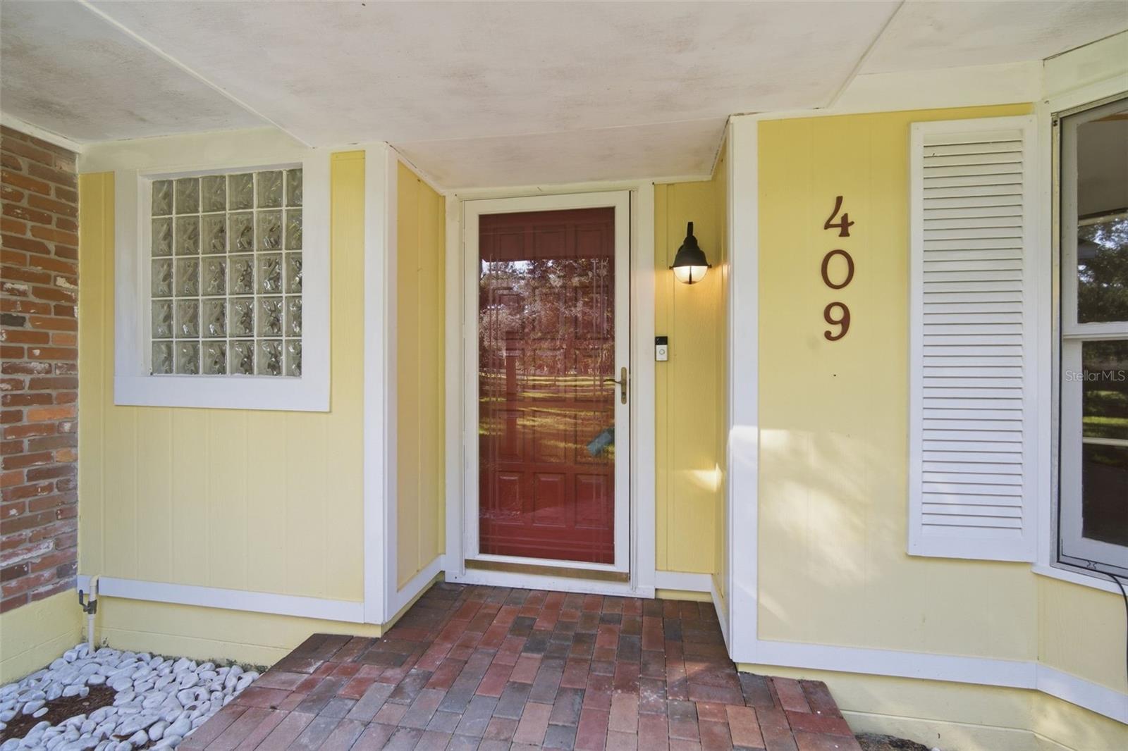 409 EL GRECO DR