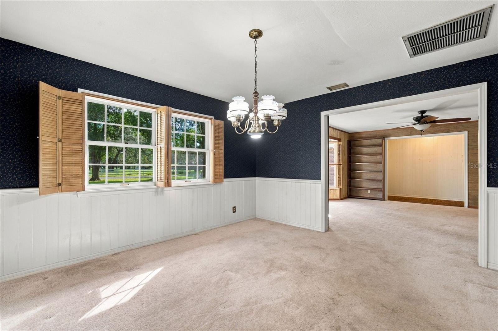 409 EL GRECO DR