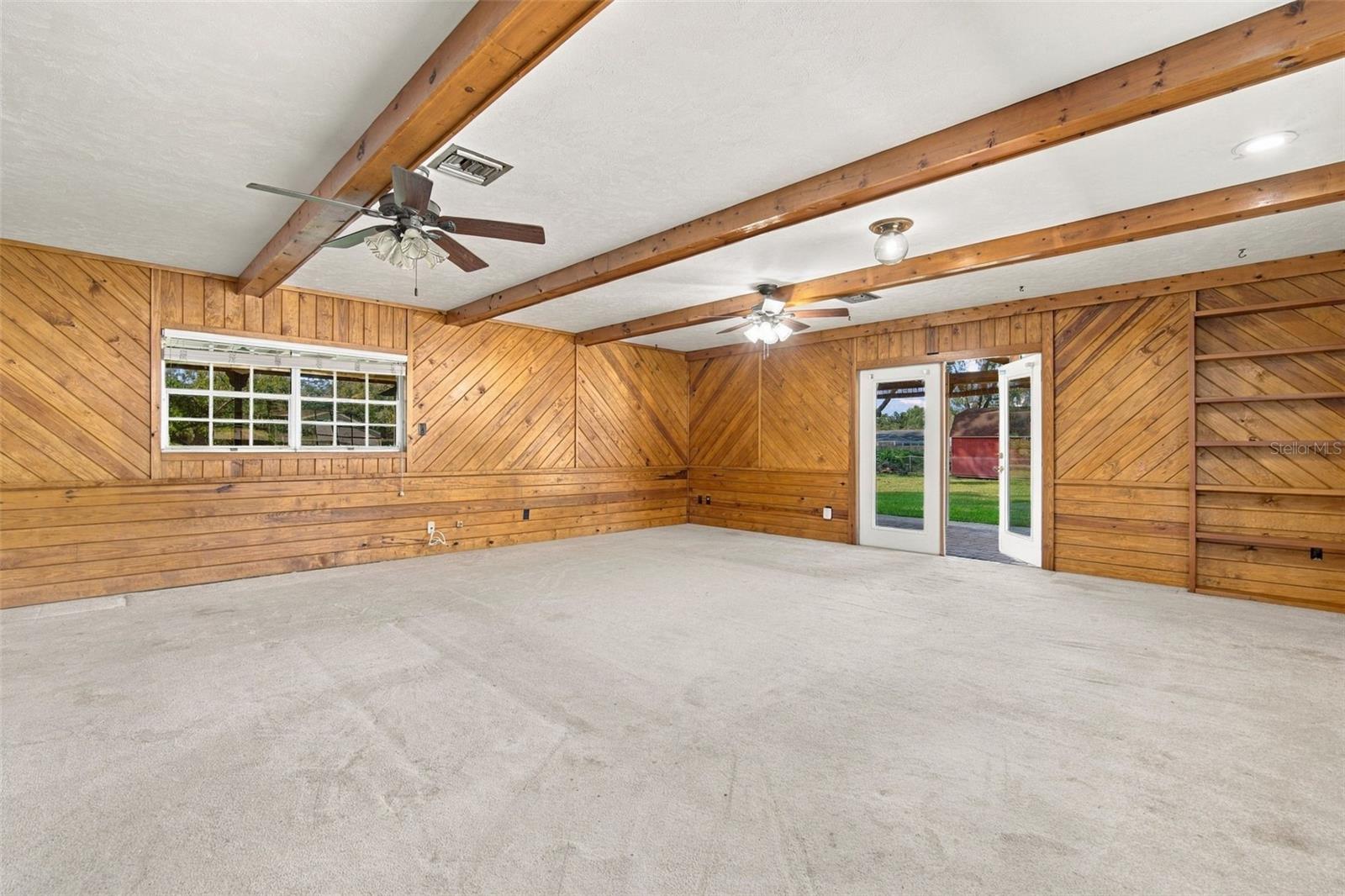 409 EL GRECO DR