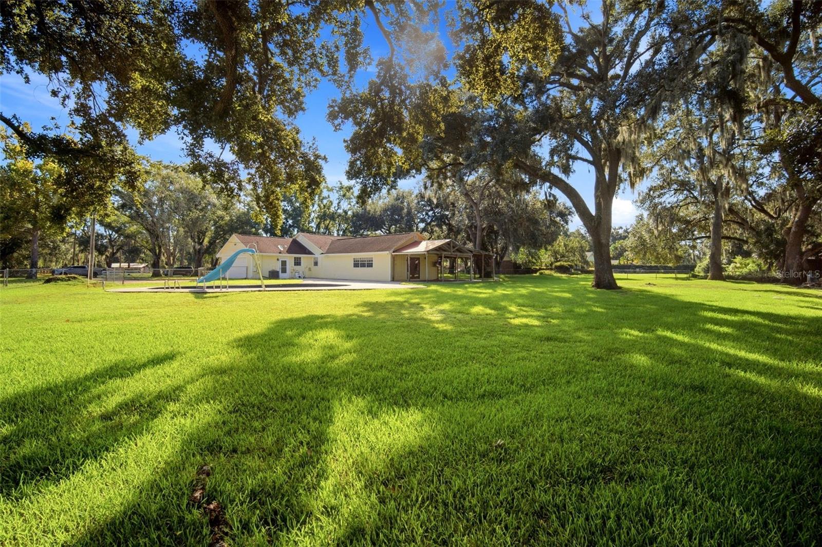 409 EL GRECO DR