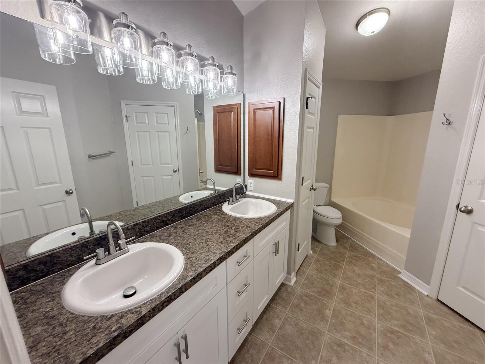14214 EDINBURGH MOOR DR