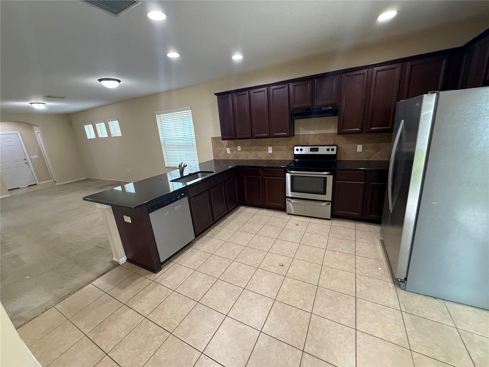 12669 BELCROFT DR