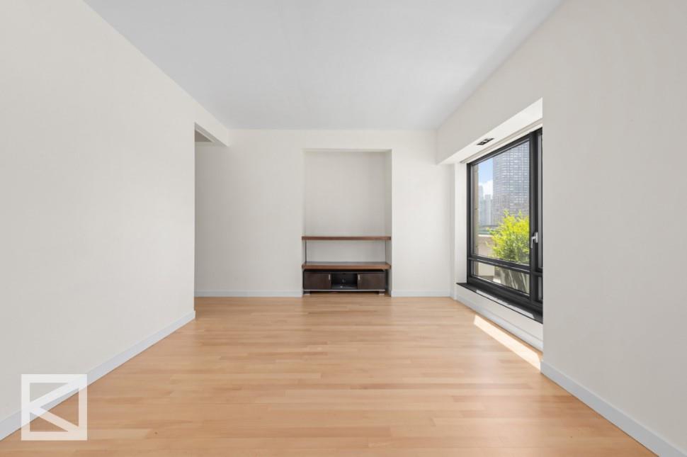 450 E 83RD Street 6A