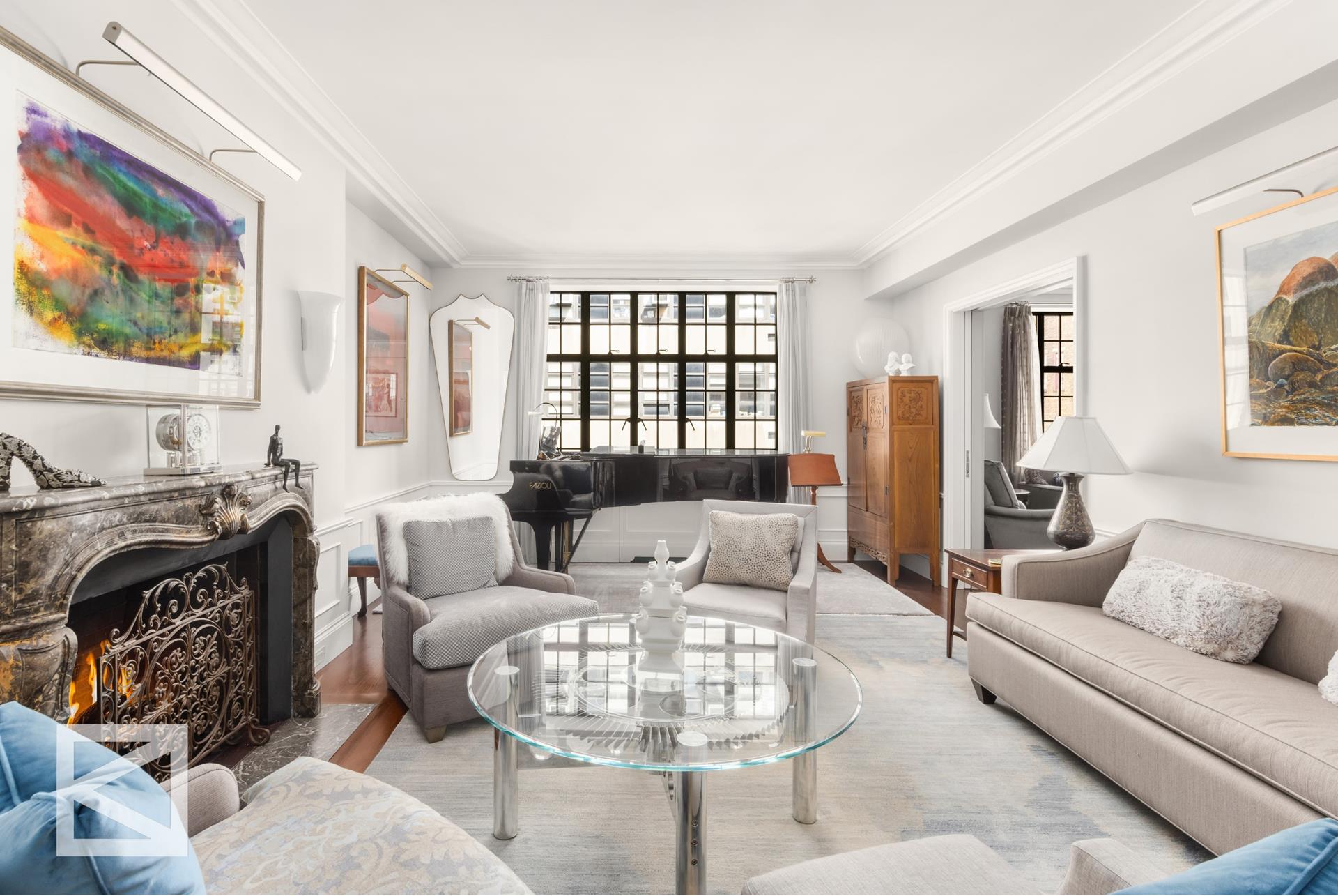 116 E 68th St, #8B