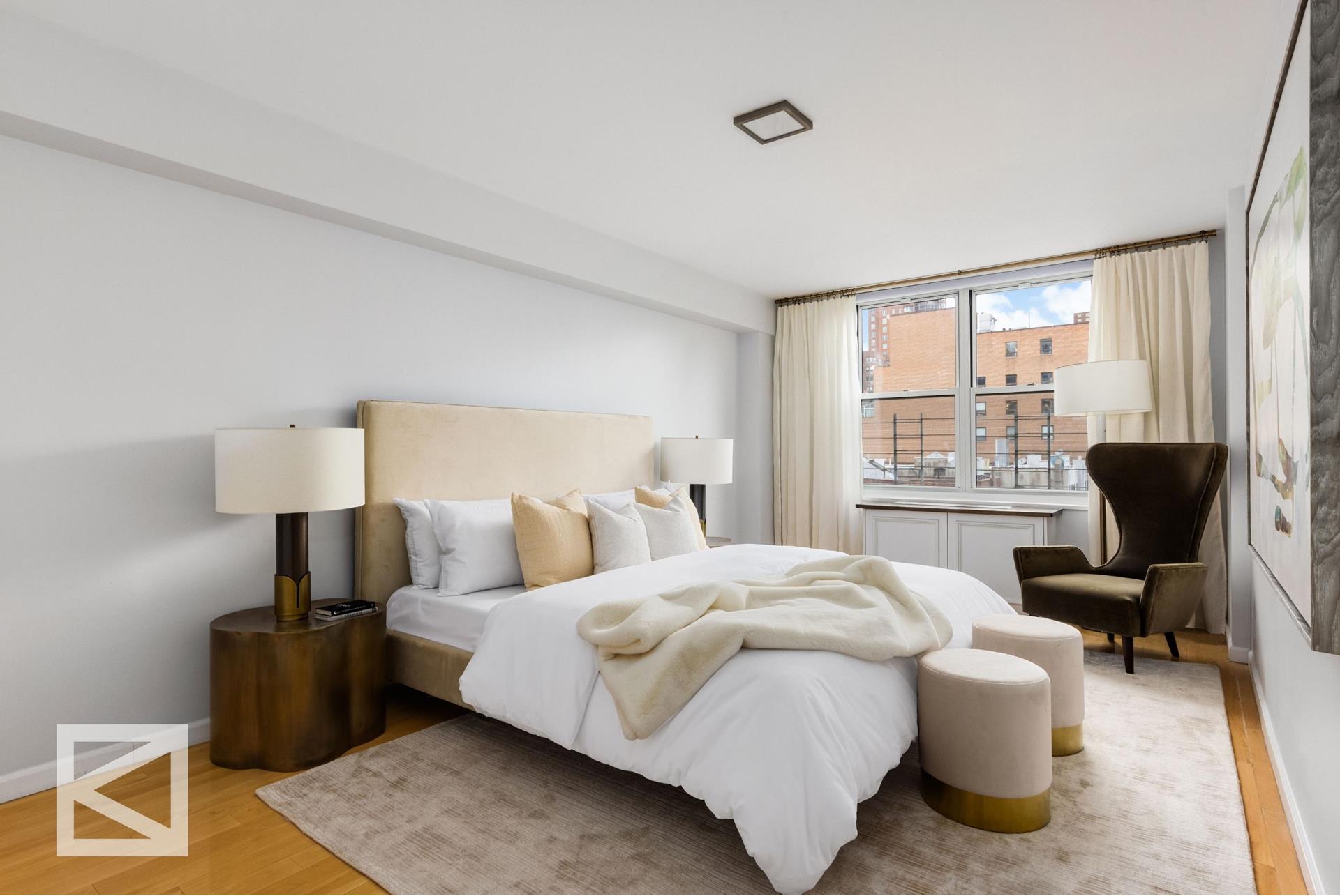 207 E 74th St, #8M