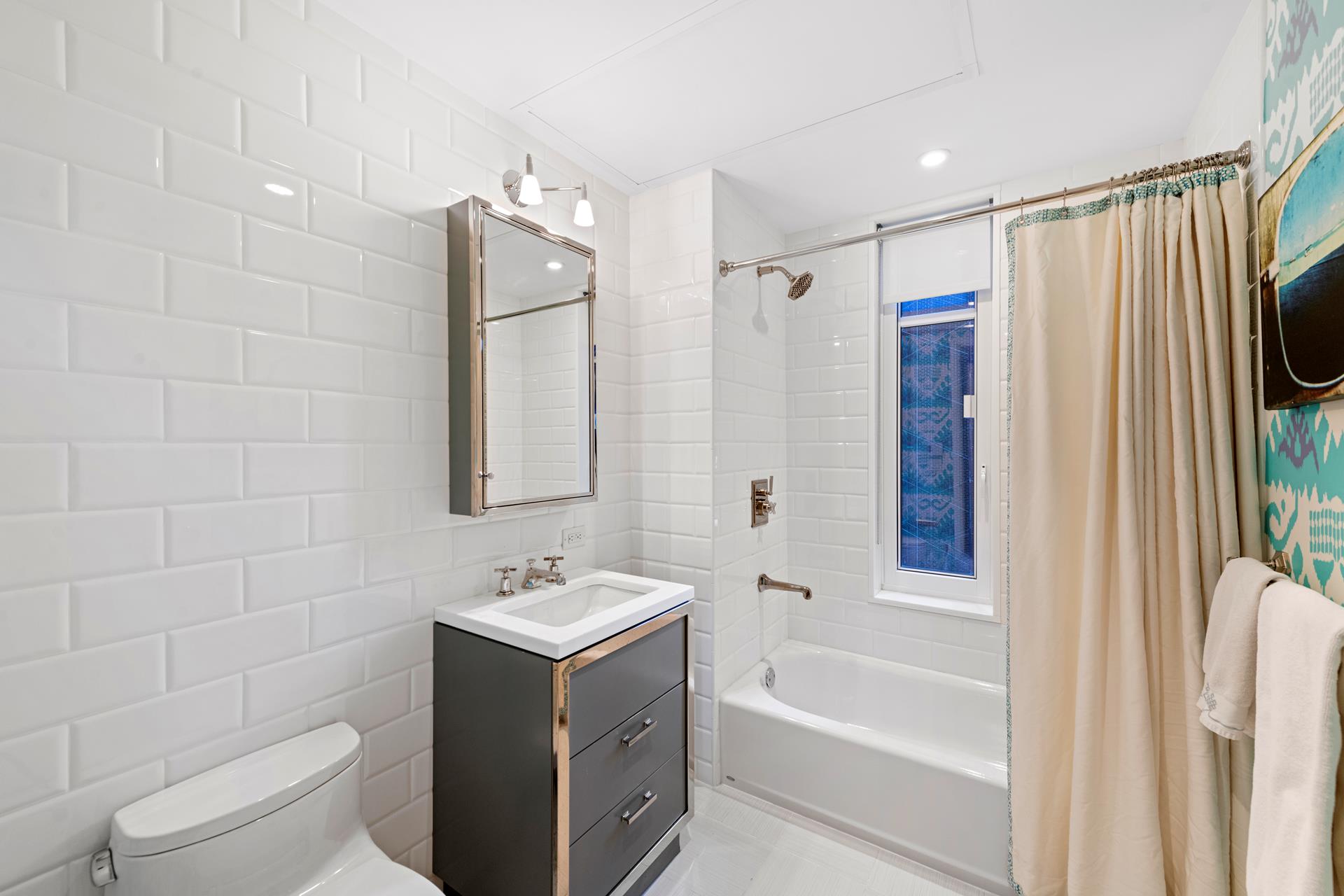 200 E 79th St, #7B