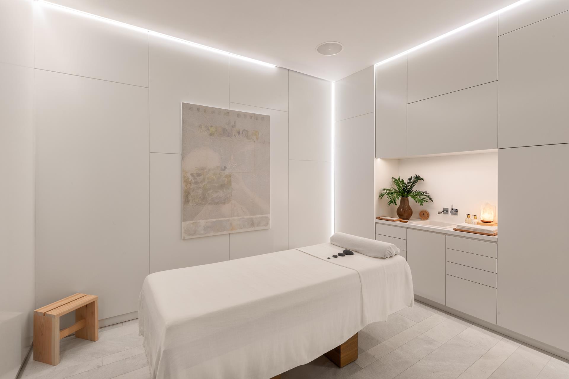 53 W 53RD Street 17B
