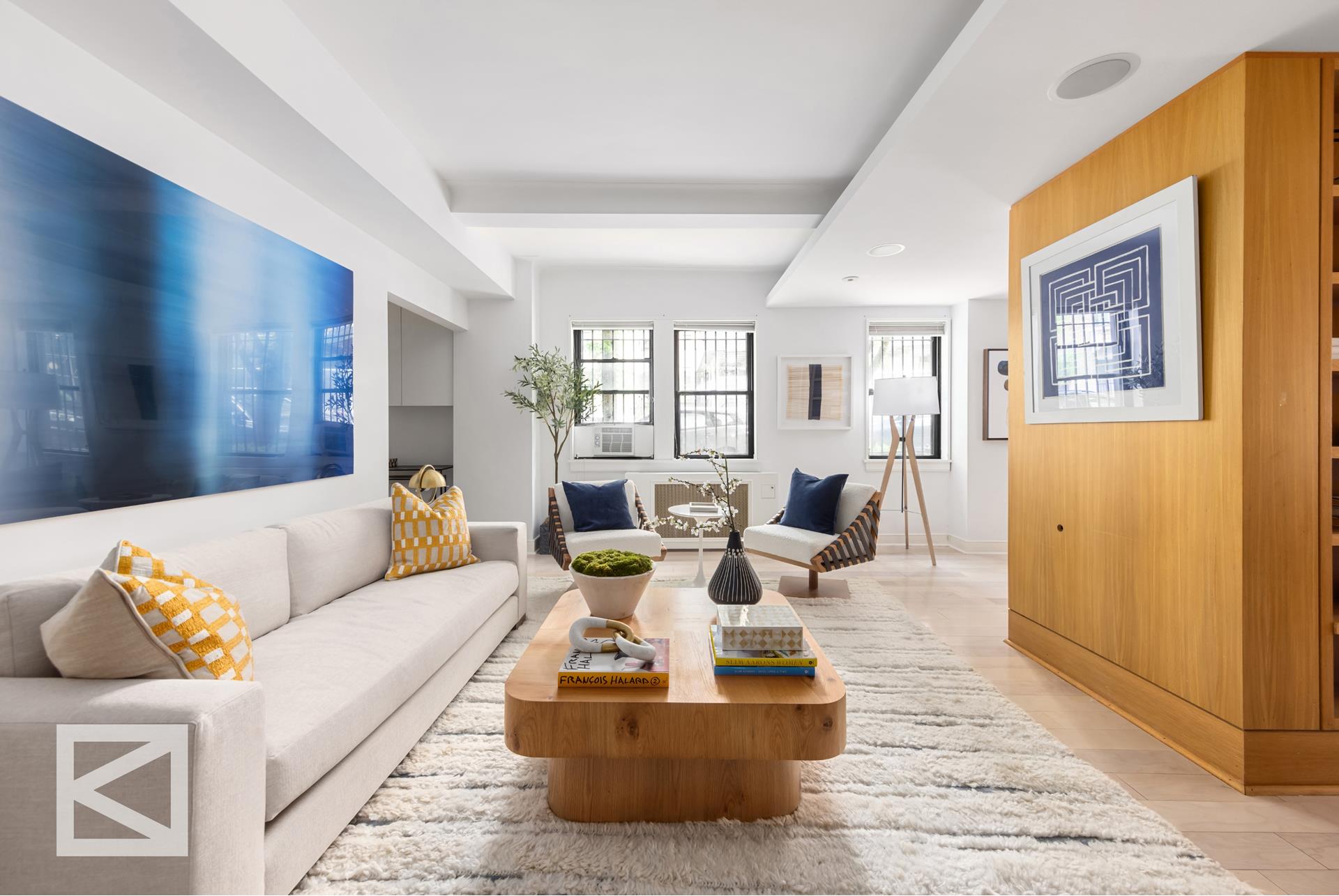 470 W End Ave, Loft 1E