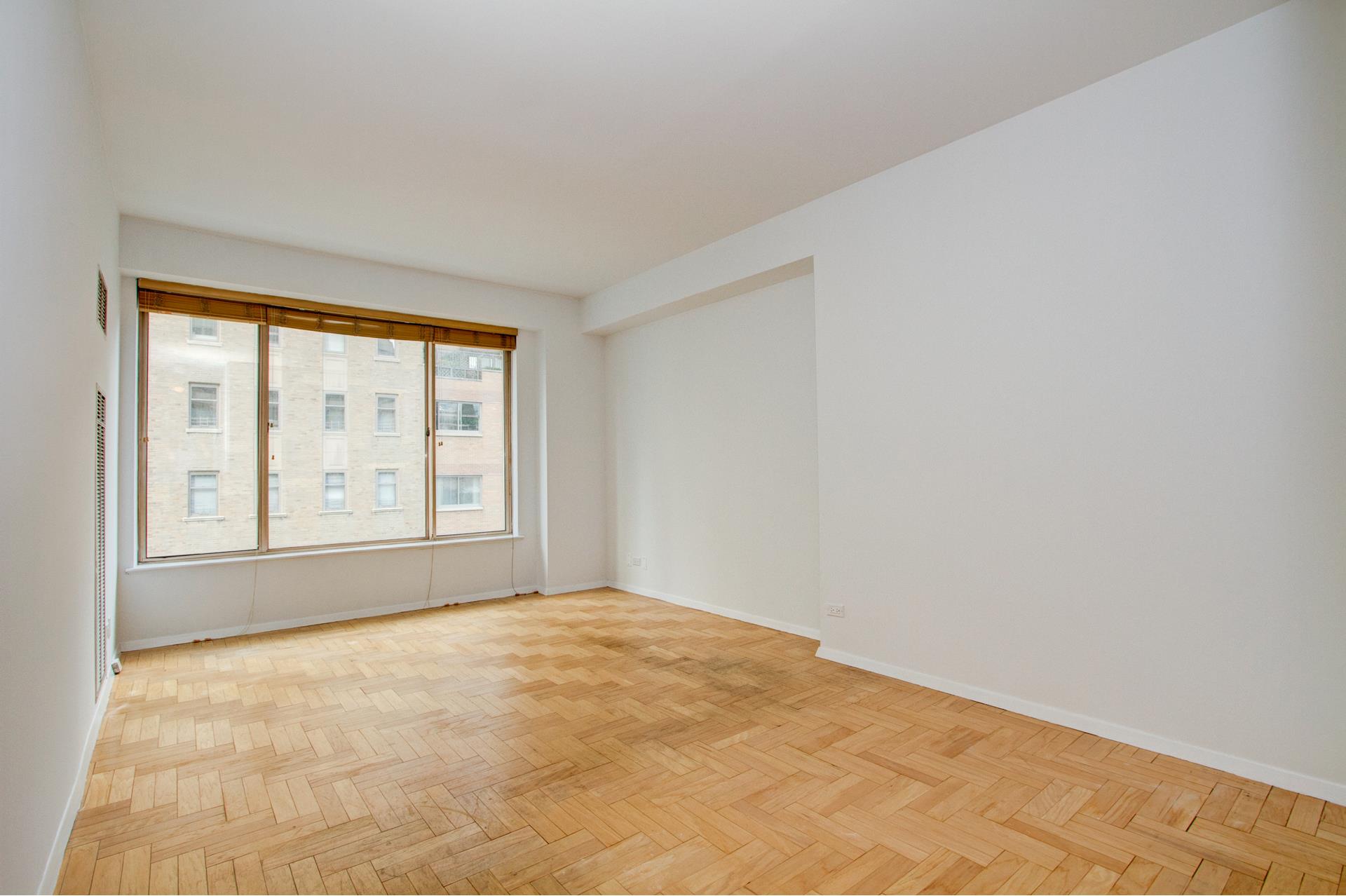 200 E 69TH Street 8D