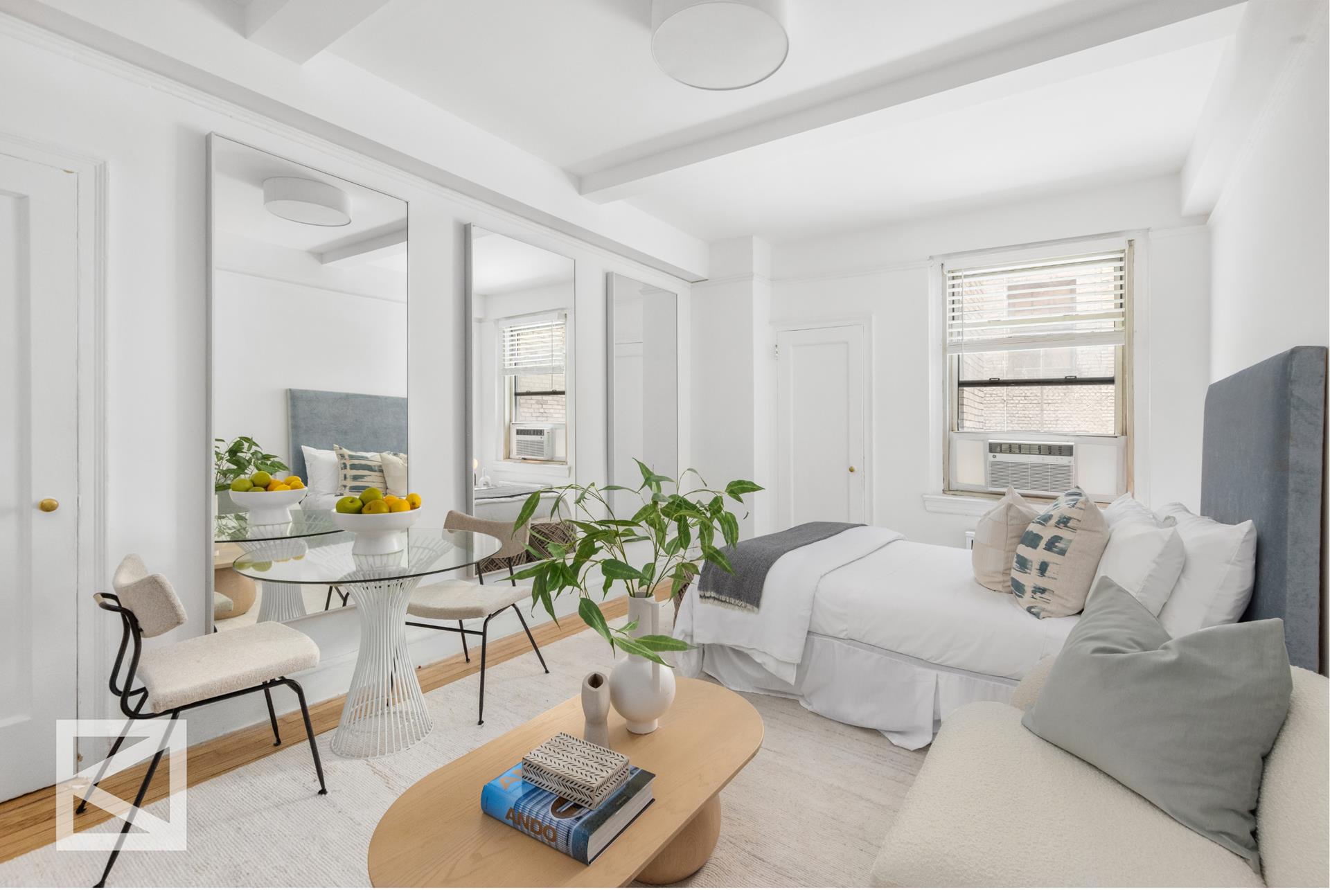 60 Gramercy Pk N #Loft1