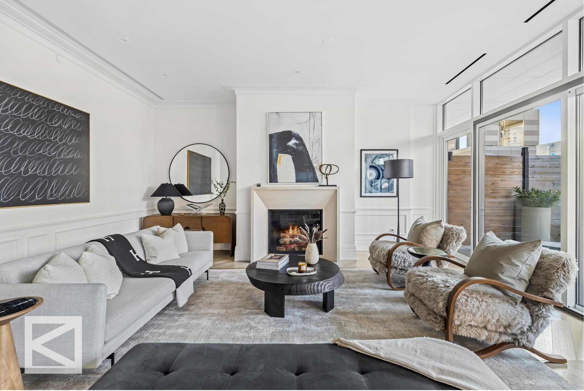 108 LEONARD Street PH15A