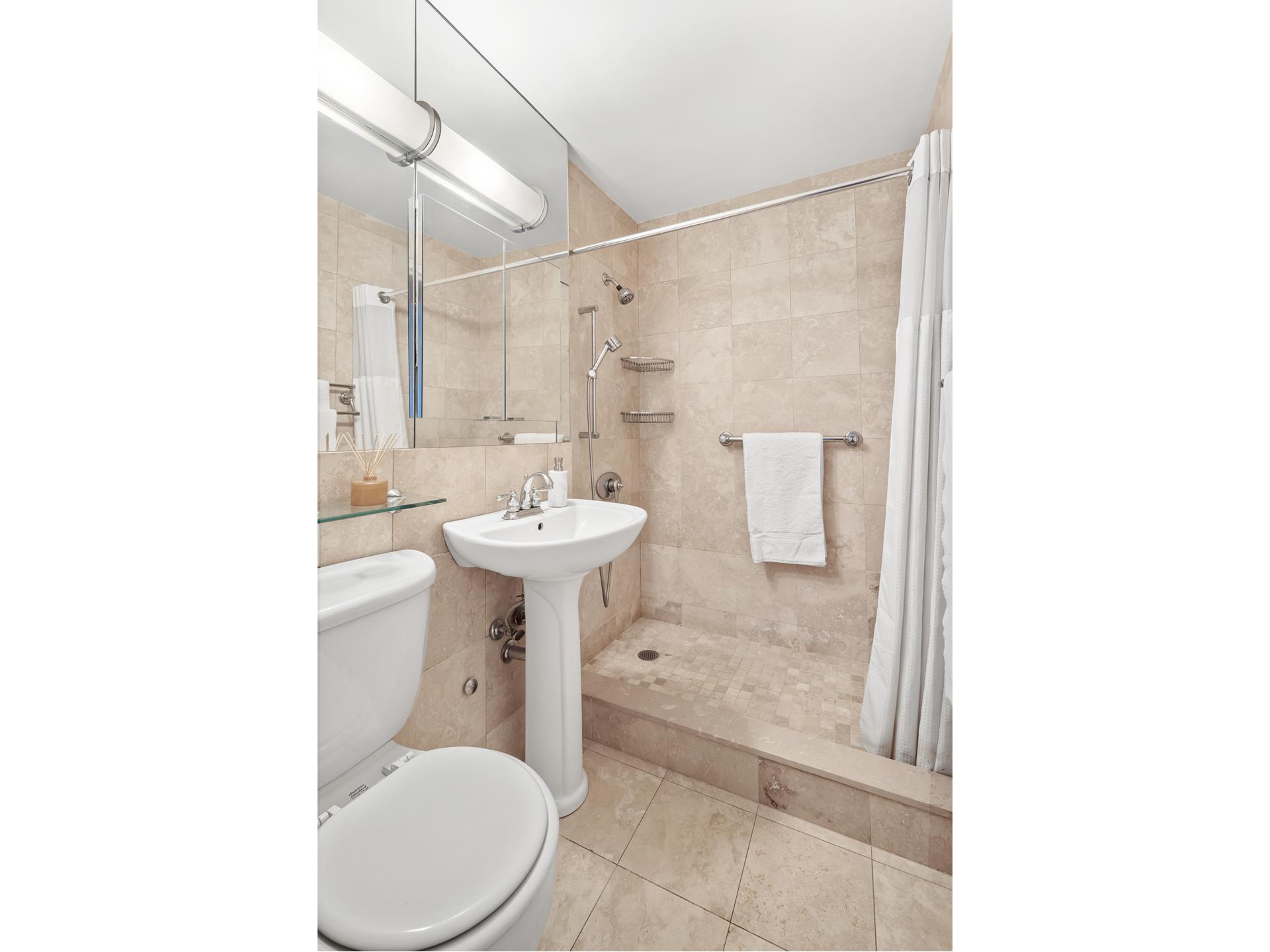 165 W 66TH Street 6G