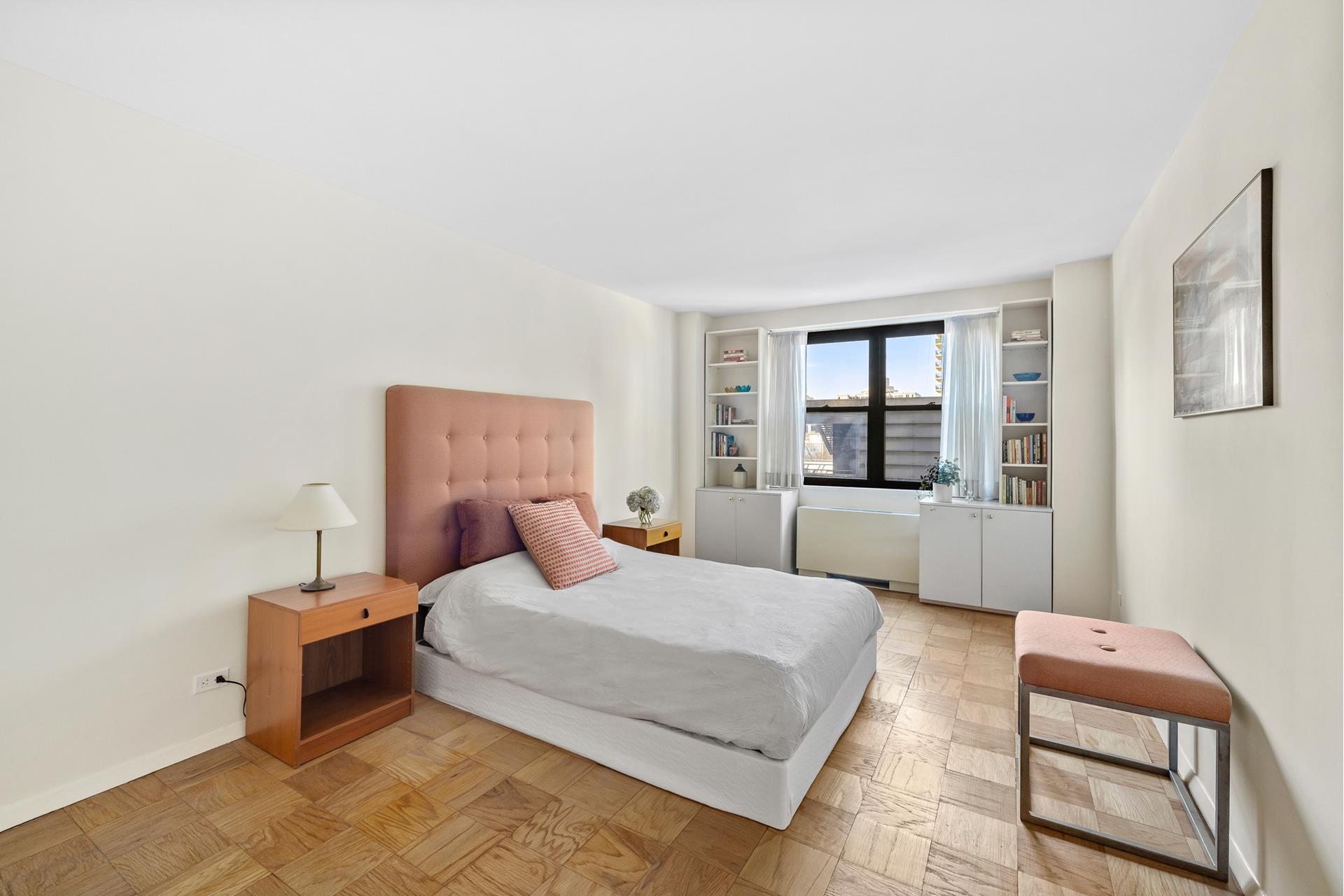 165 W 66TH Street 6G