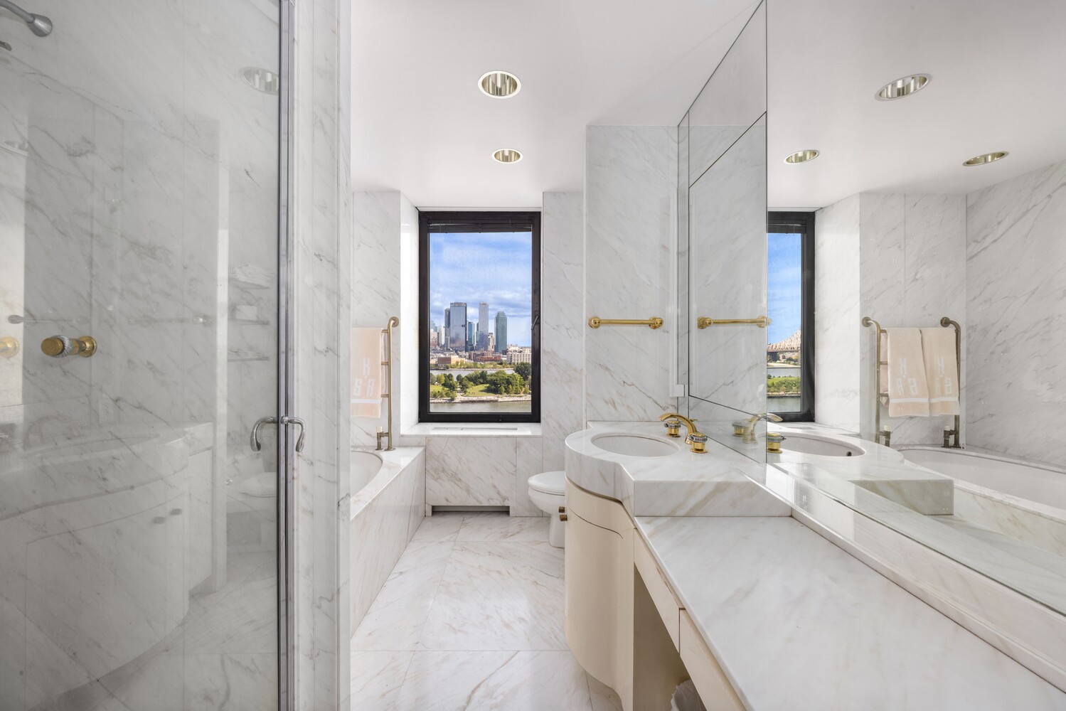 450 E 52ND Street 11THFLDUPL