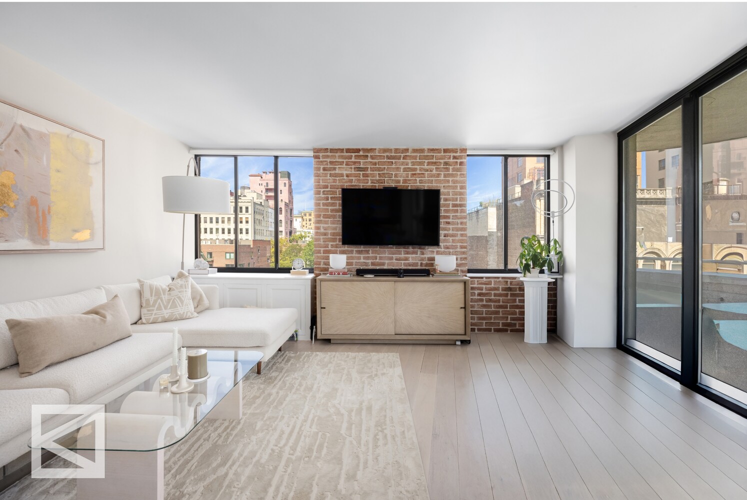 140 CHARLES Street 6C