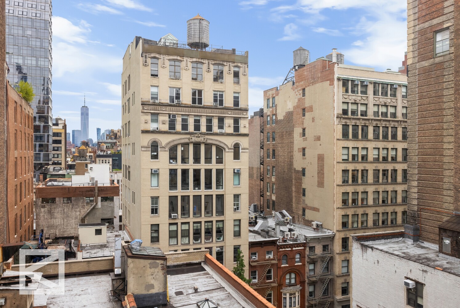 32 W 18TH Street 9B