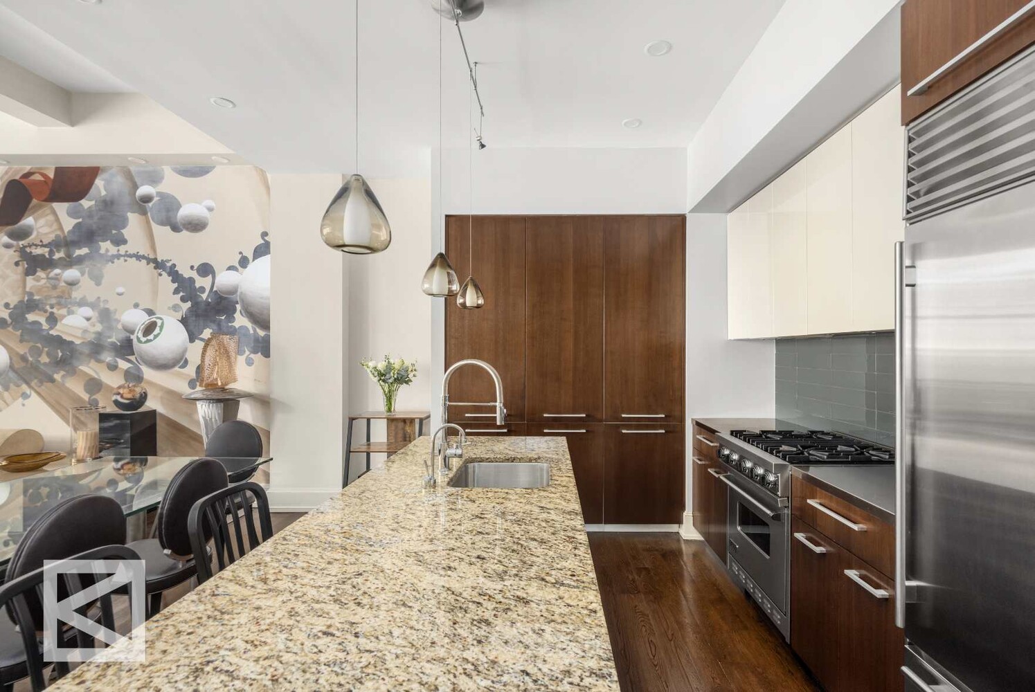 260 PARK Avenue S 5D