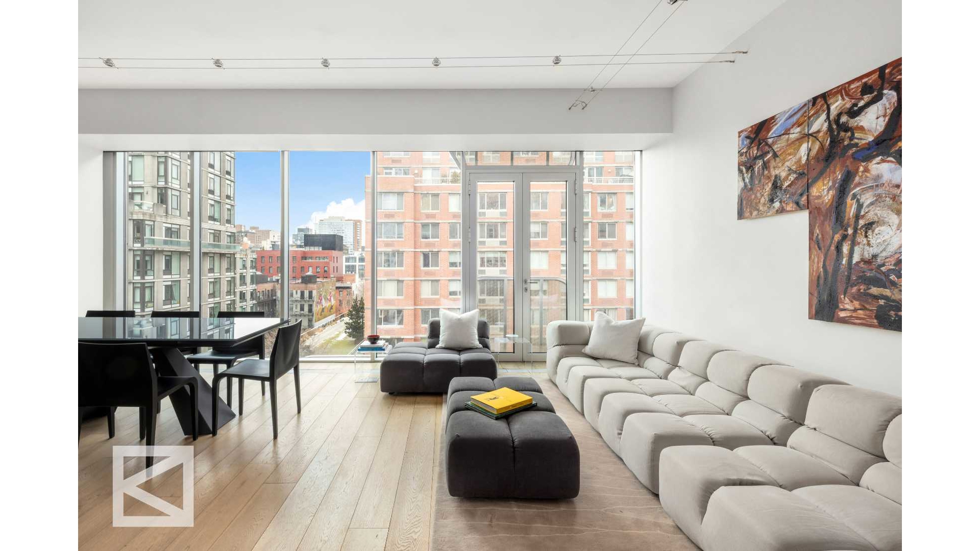519 W 23RD Street 7