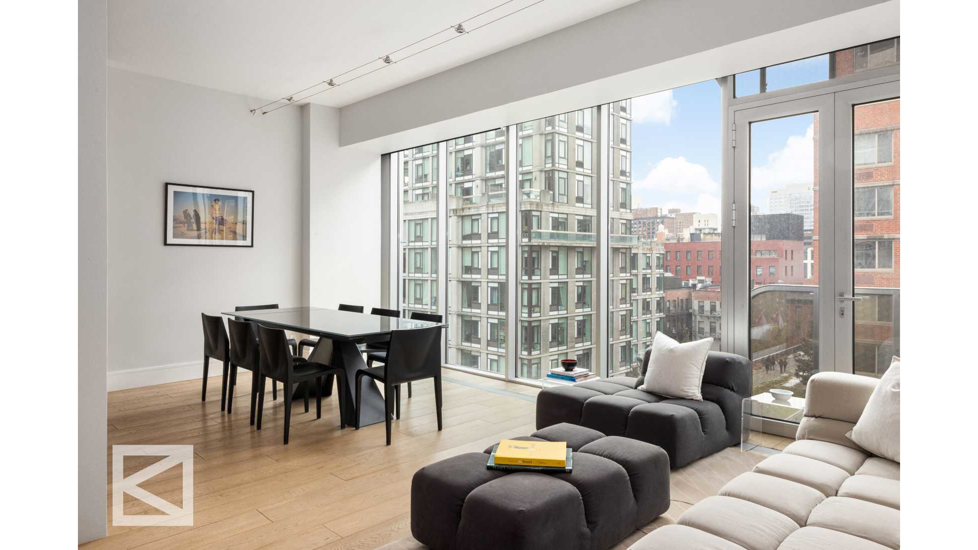 519 W 23RD Street 7