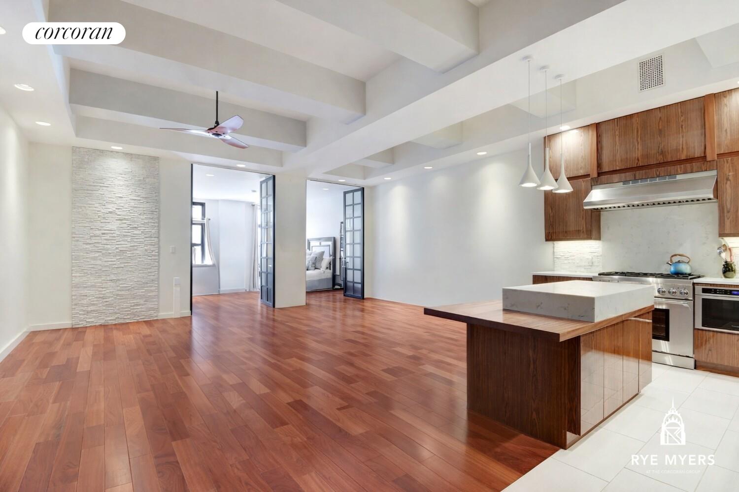529 W 42ND Street 5R