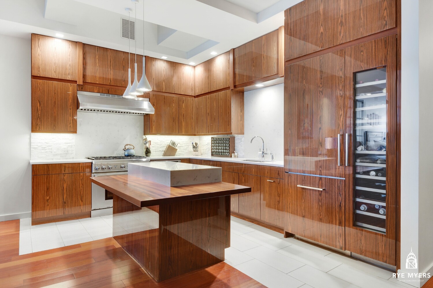 529 W 42ND Street 5R