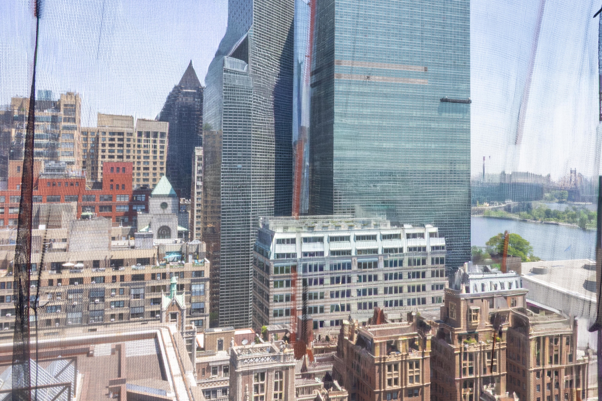320 E 42ND Street 2403