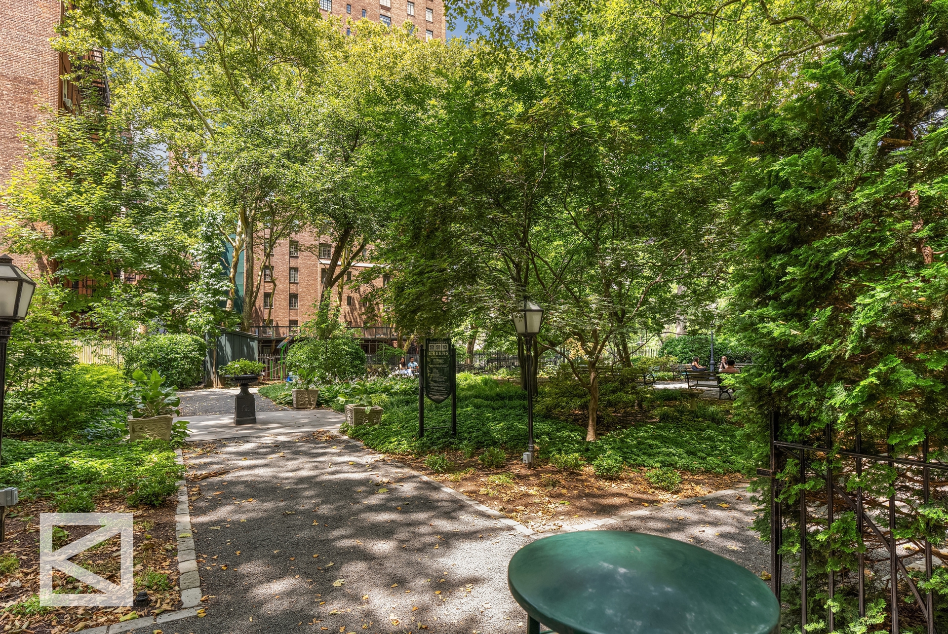 320 E 42ND Street 2403
