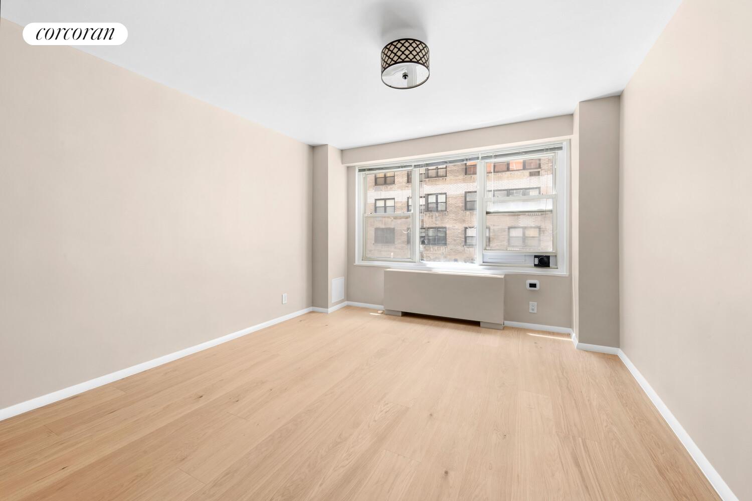 370 E 76TH Street C204