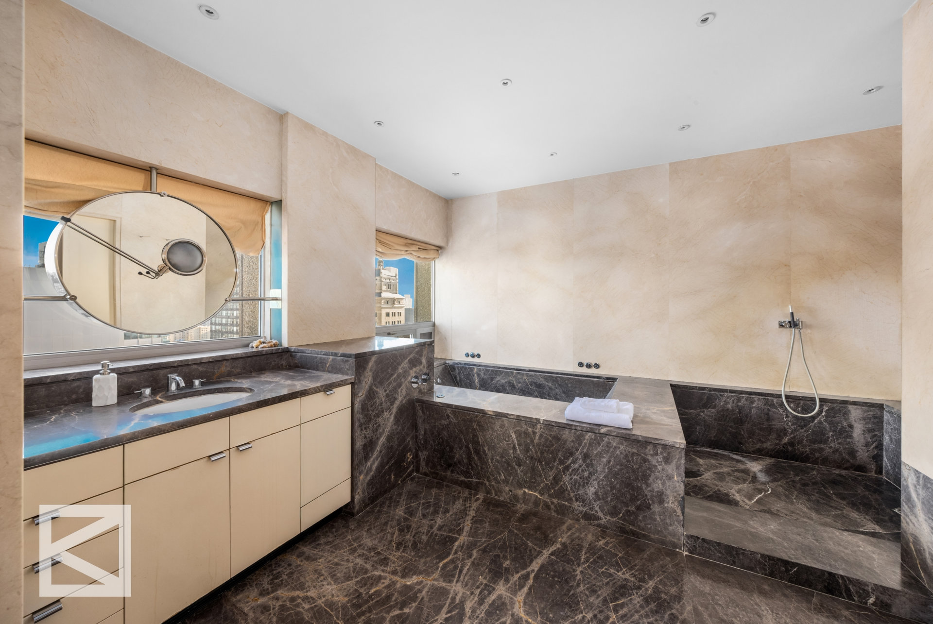 500 PARK Avenue PENTHOUSE 39