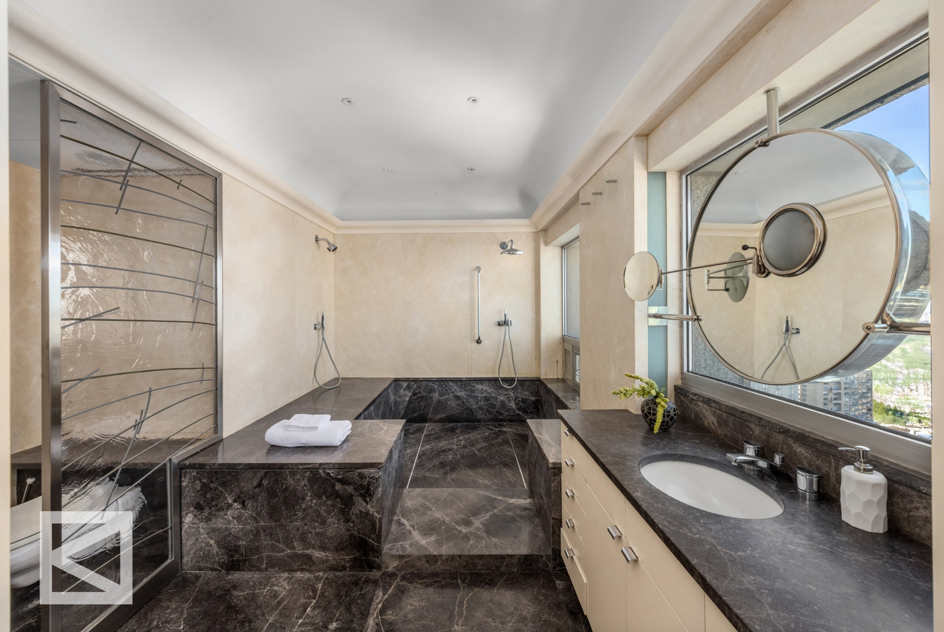 500 PARK Avenue PENTHOUSE 39