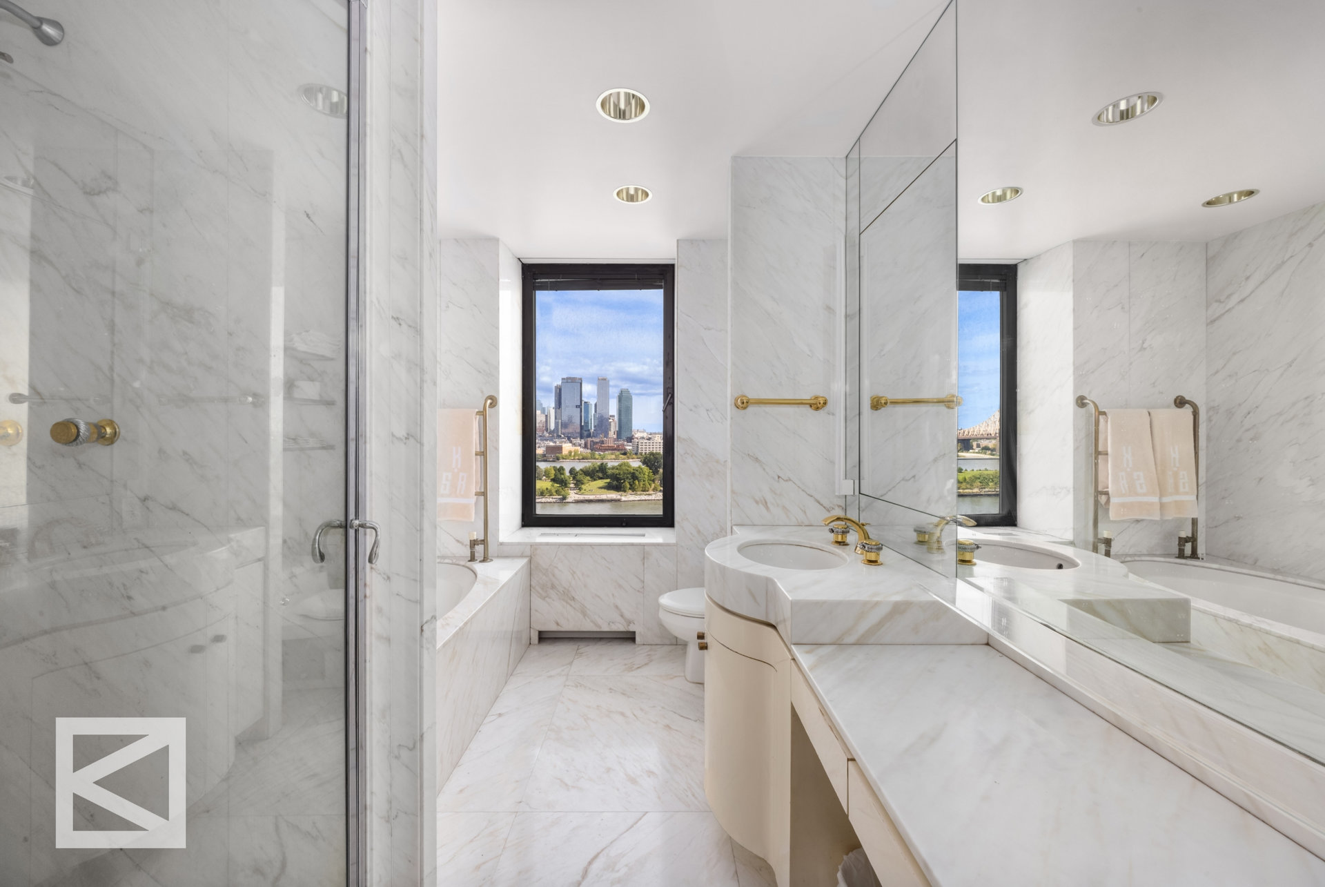 450 E 52ND Street 10