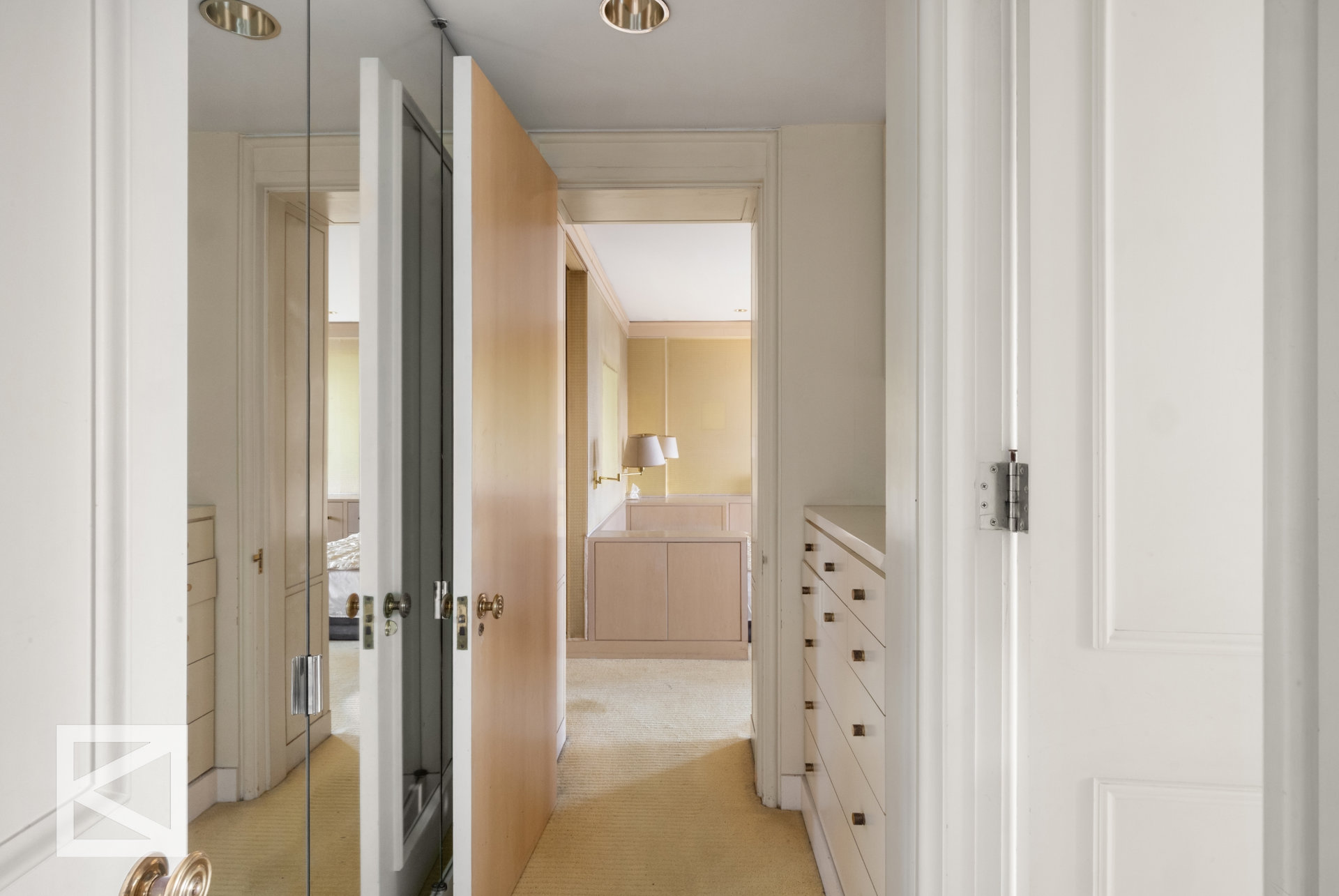 450 E 52ND Street 10