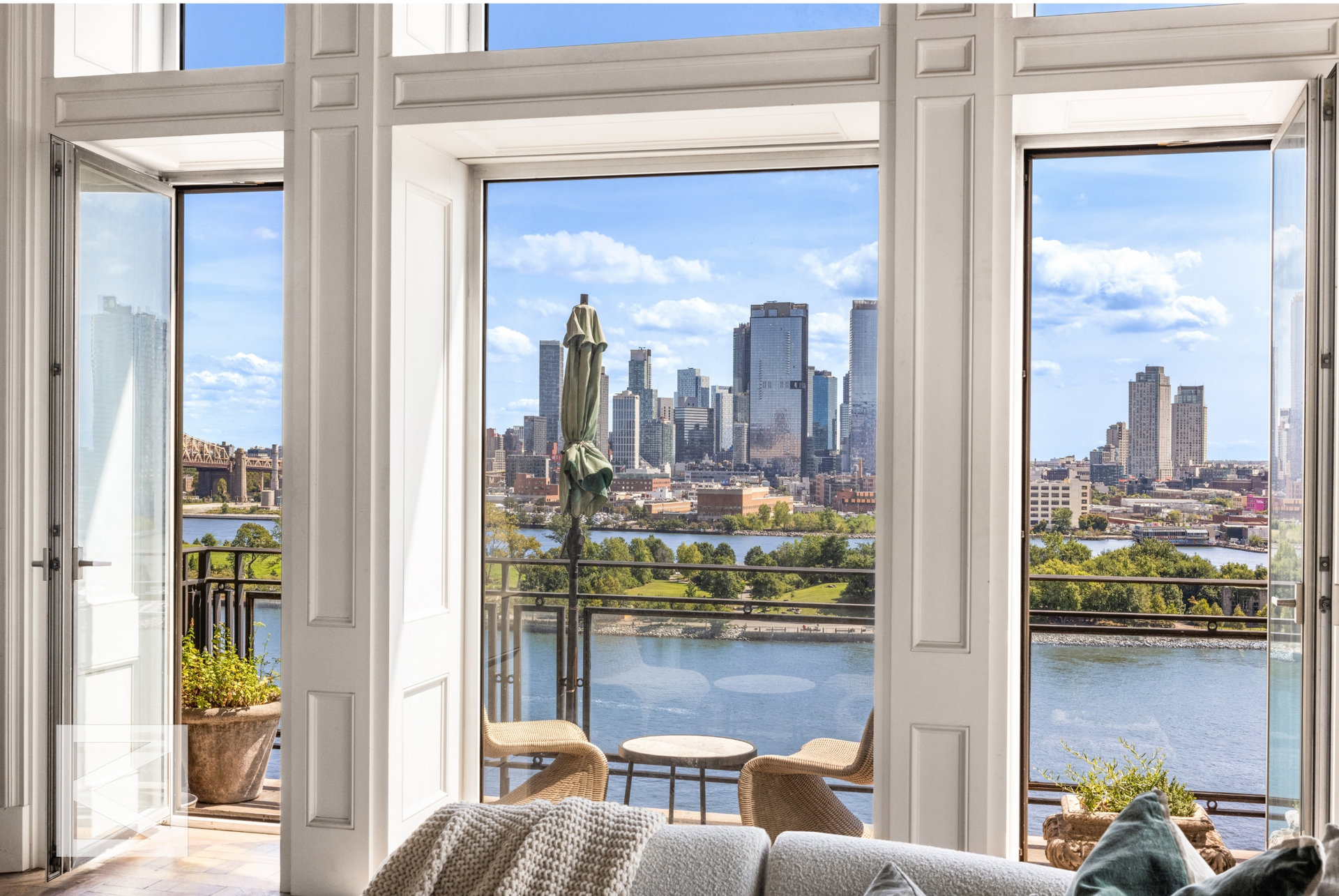 450 E 52ND Street 10