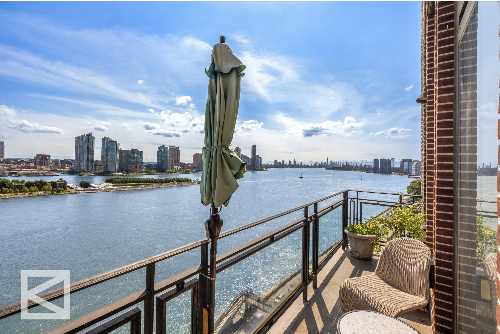 450 E 52ND Street 10