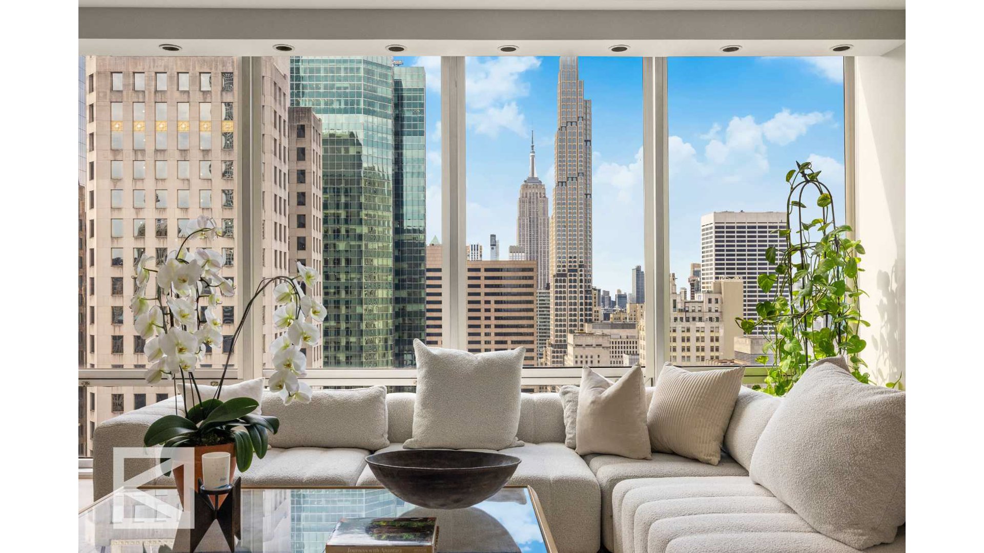 641 5TH Avenue 33/34EF