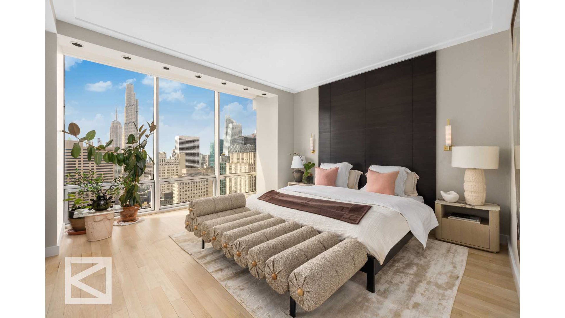 641 5TH Avenue 33/34EF