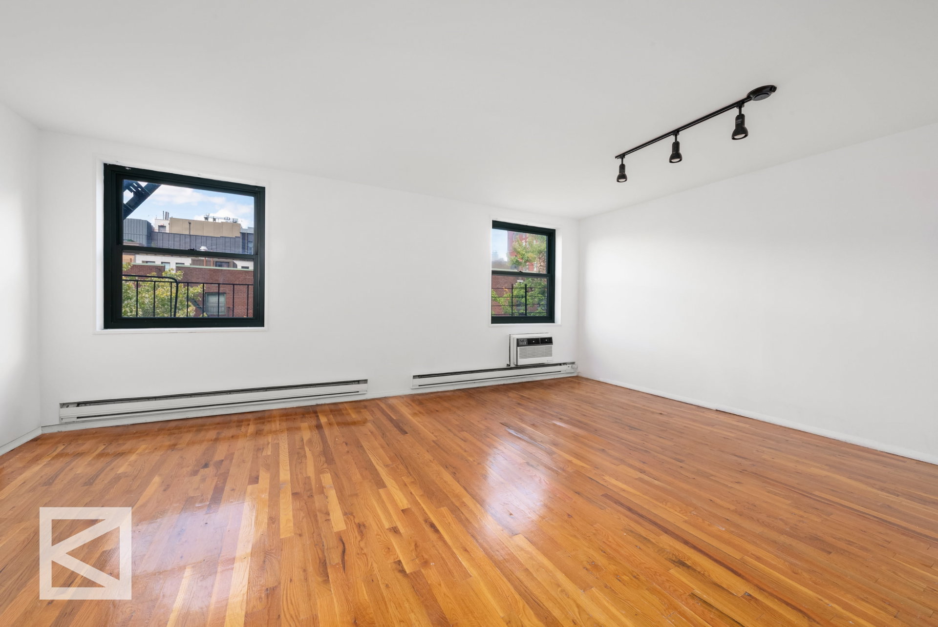 115 MORTON Street 5B