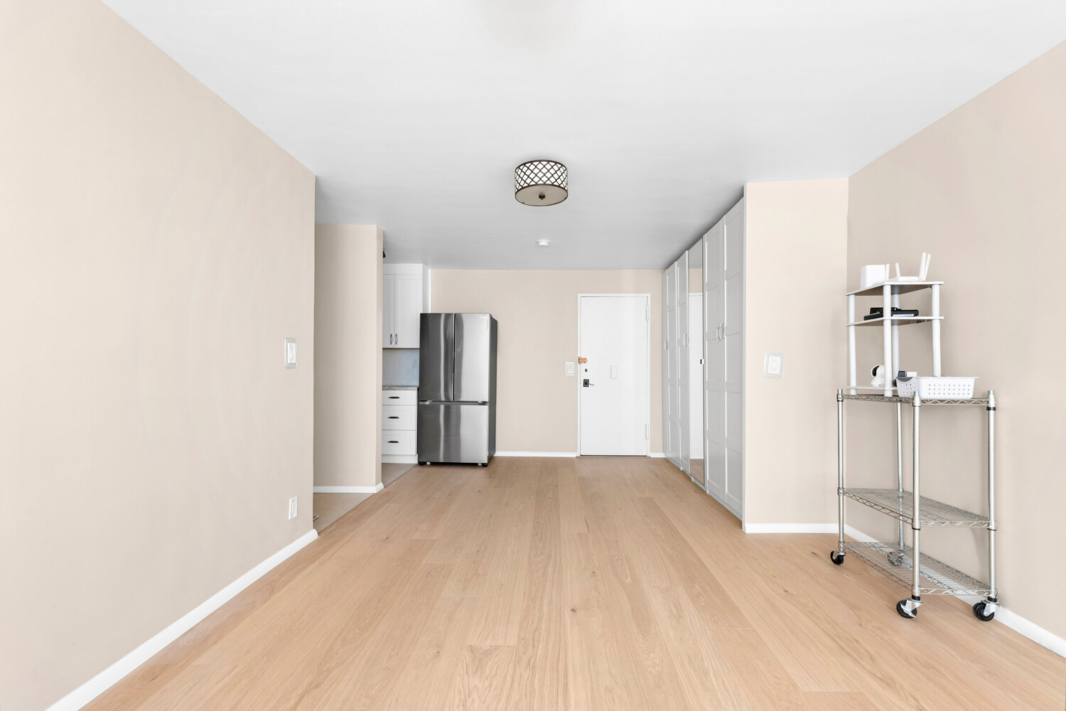 370 E 76TH Street C204C