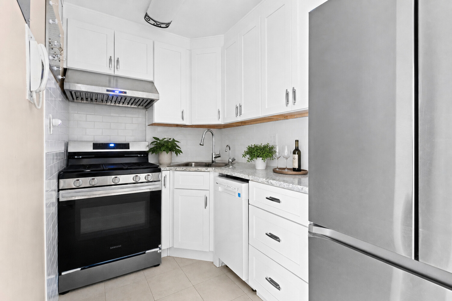370 E 76TH Street C204C