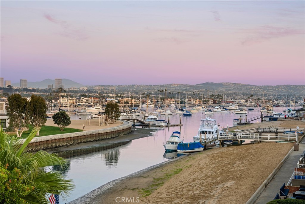 501 W Edgewater Avenue