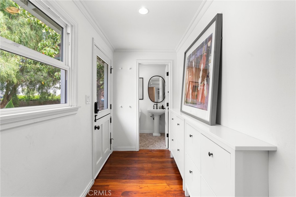 519 Riverside Avenue